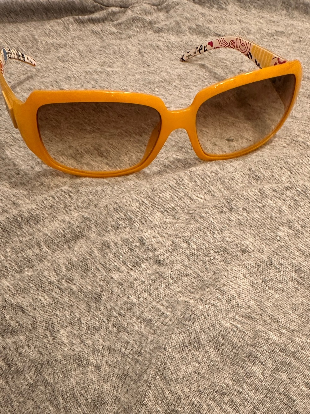 Fendi Yellow Rectangular Women's Sunglasses with  Art temples Y2K FS 507 799